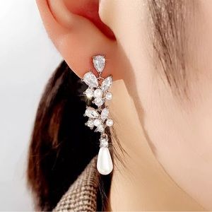 💋Elegant &Sparkly Floral Pearl Drop Dangle Earrings